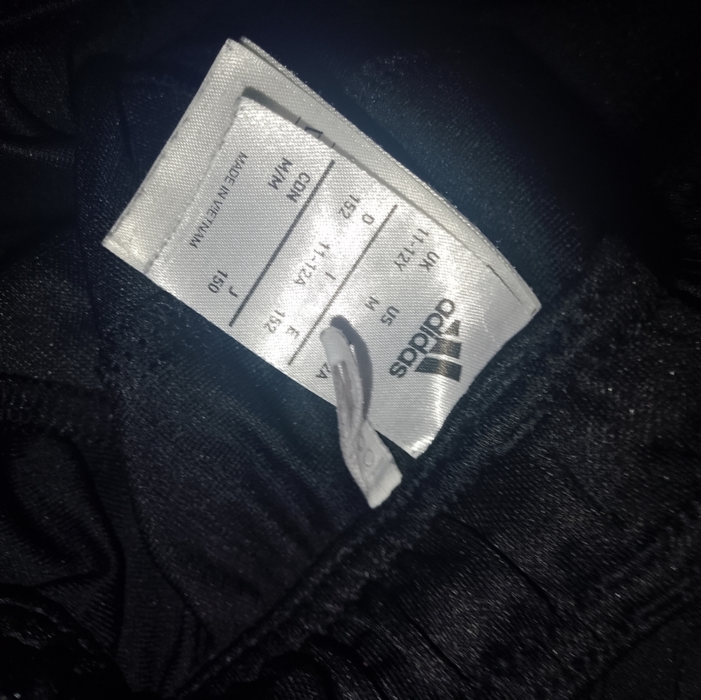 Adidas bundle size medium/large - Picture 7 of 7